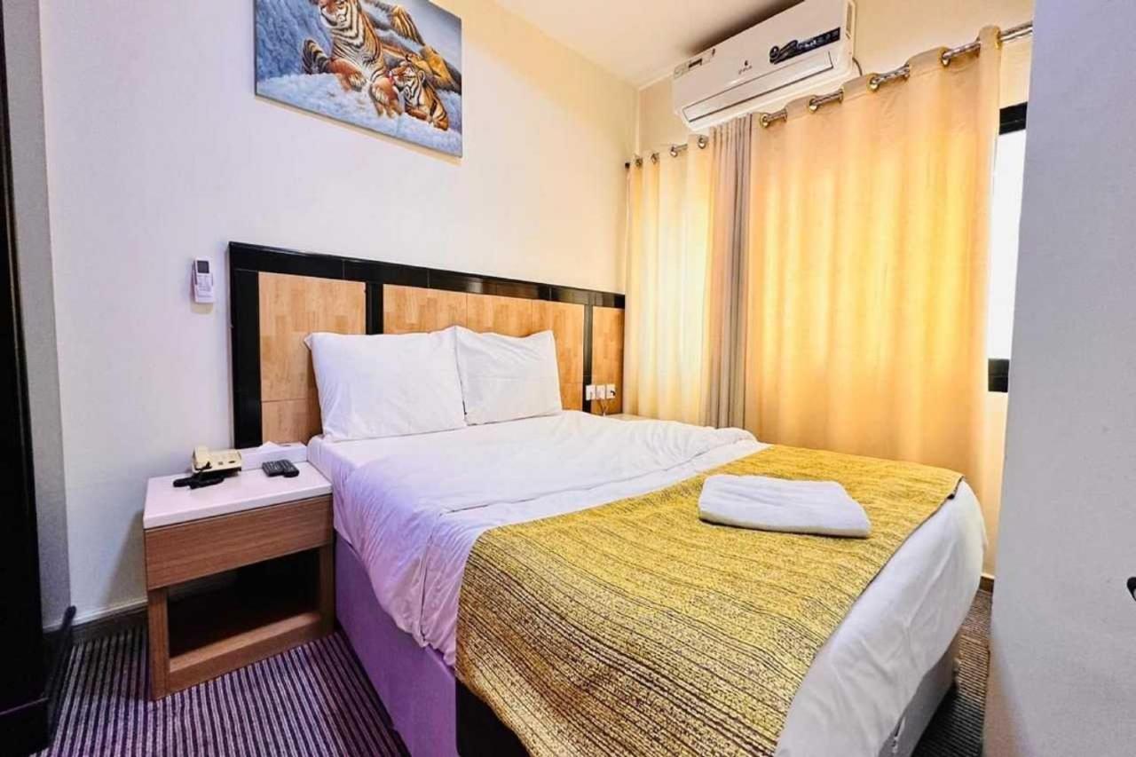 Sharjah Plaza Hotel Eksteriør billede